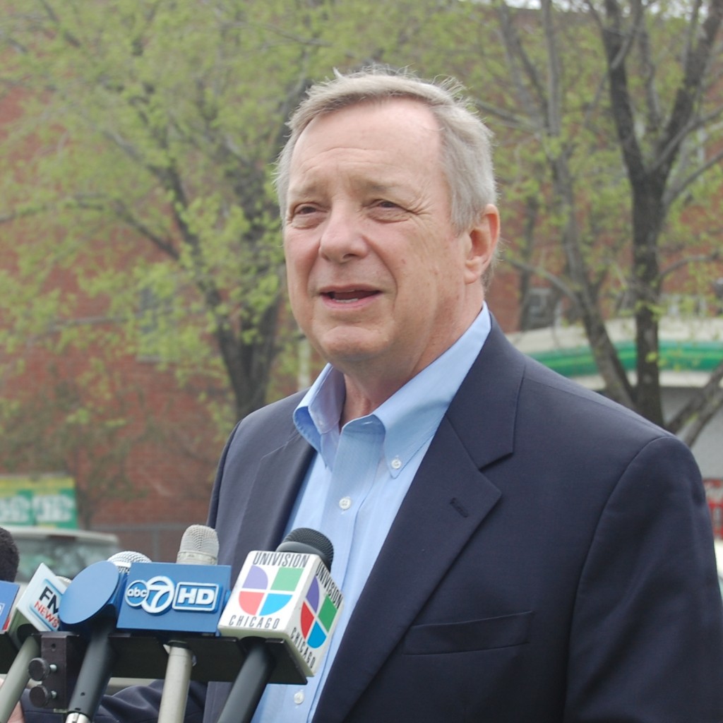 Senator Urges FDA to Investigate Energy Drinks