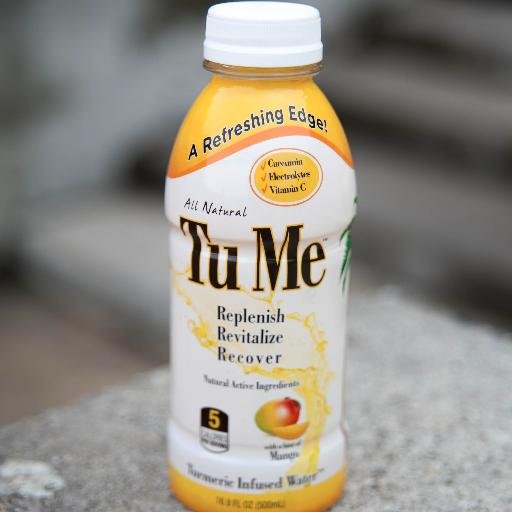 Tu Me Water Now Available at Gelson’s