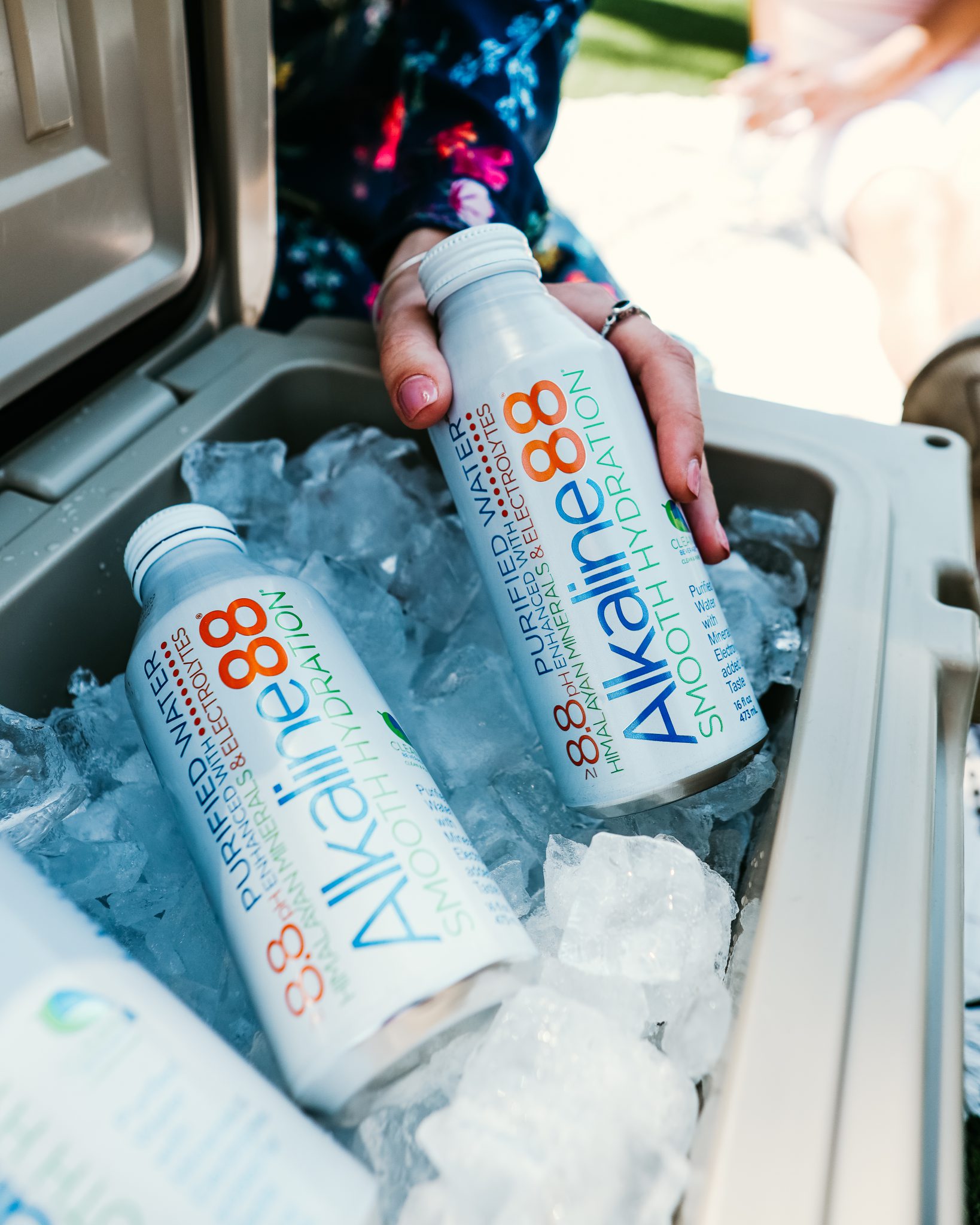 Alkaline88 Launches White Aluminum Bottle Nationwide