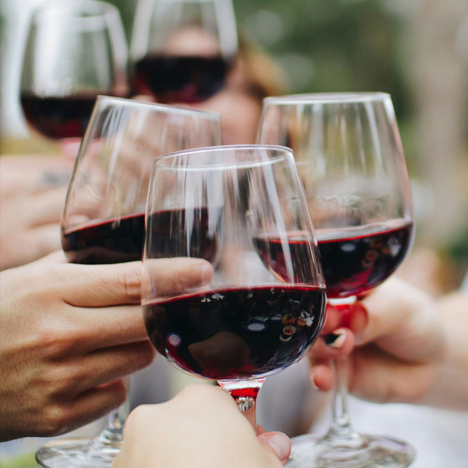 Amidst Non-Alc Surge, Why Is Wine Struggling To Gain Momentum?