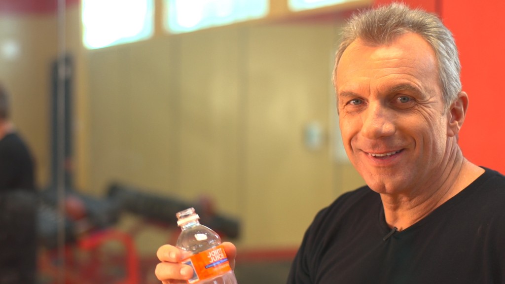 Joe Montana and Joint Juice Launch Joint Health Training Camp